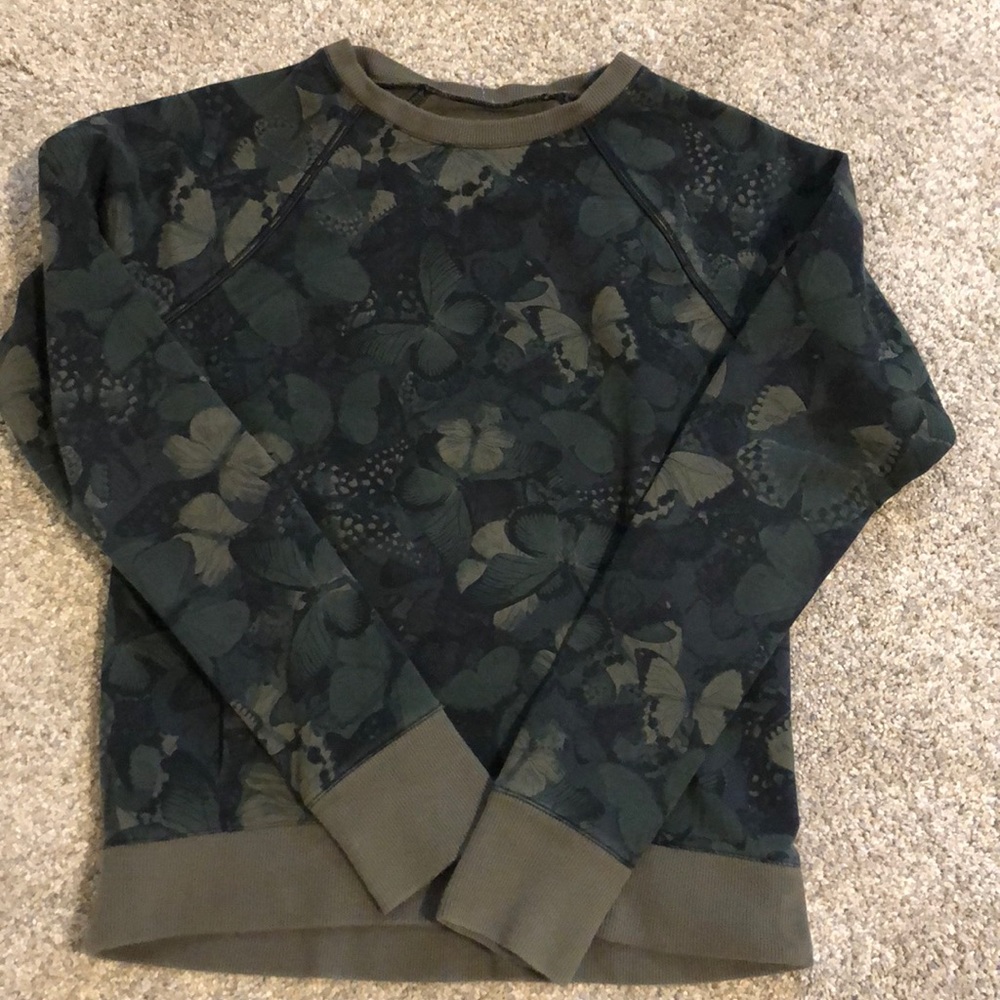 Lululemon Crewneck Top